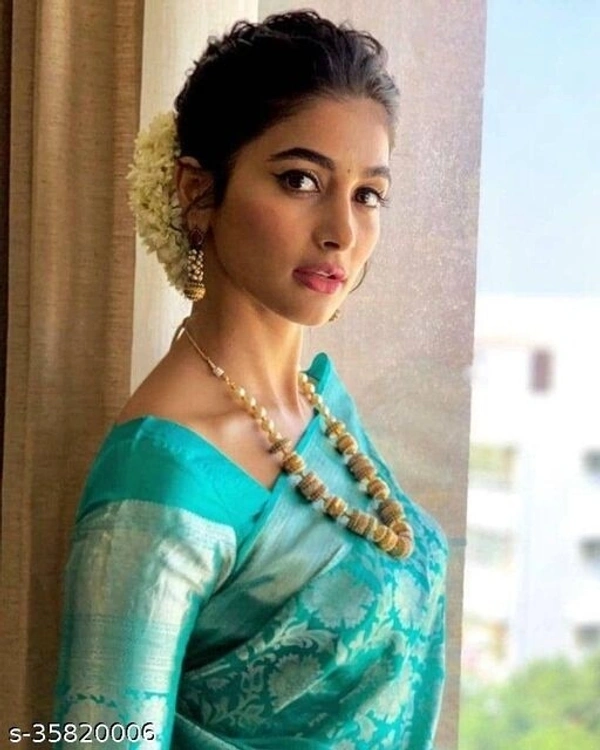 Aishani Fashionable Sarees