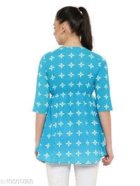 Stylish Fabulous Women Tops & Tunics - S