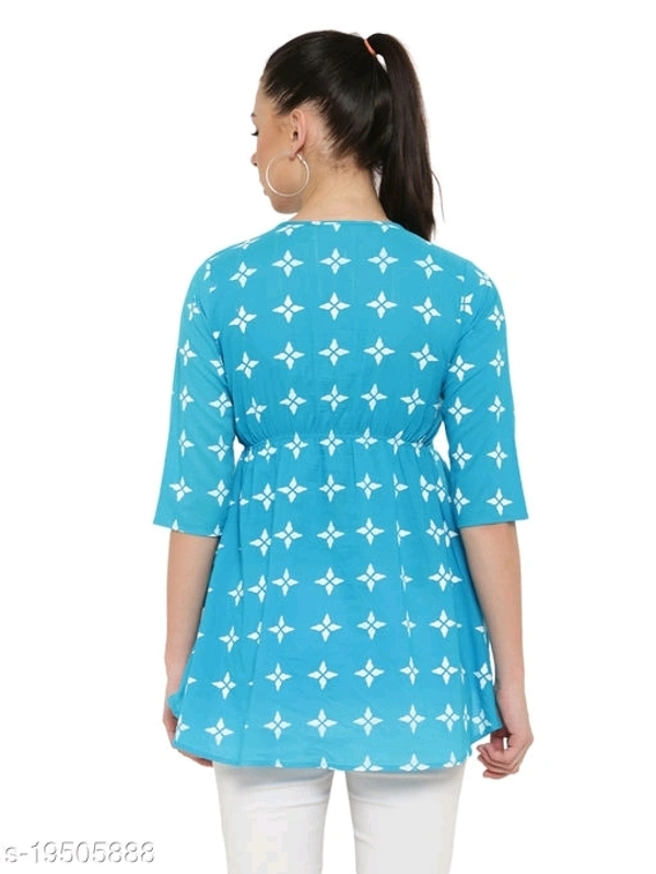 Stylish Fabulous Women Tops & Tunics - S