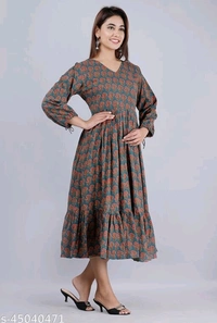 Nyasa Collection Women Printed Cotton 3/4 Sleeve V-Neck Flared Kurta - M