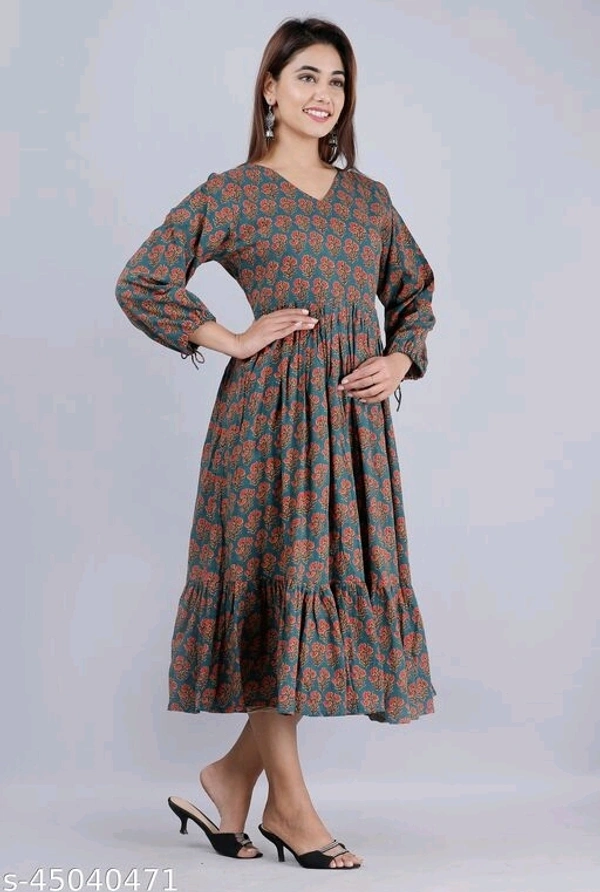 Nyasa Collection Women Printed Cotton 3/4 Sleeve V-Neck Flared Kurta - XL