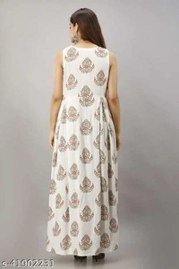 Chitrarekha Pretty Kurtis - L