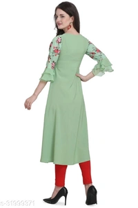 Laayna Women's Crepe Printed A-Line Kurti - M