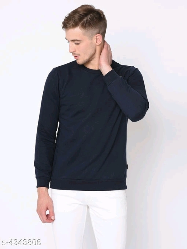 Stylish Men's Sweatshirt - M