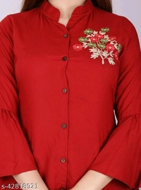 Stylish Partywear Women Tops & Tunics - S