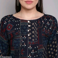 Women's foil printed rayon top - L