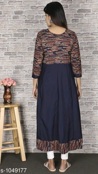 Women's Printed Crepe Anarkali Kurti - L