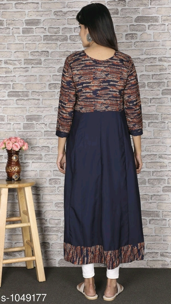 Women's Printed Crepe Anarkali Kurti - L