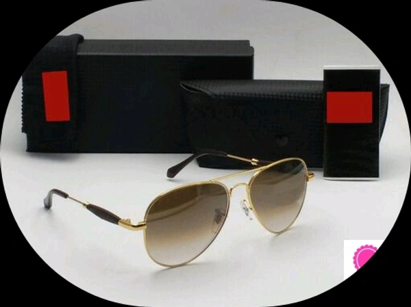 Polarized Photochronic Sunglass
