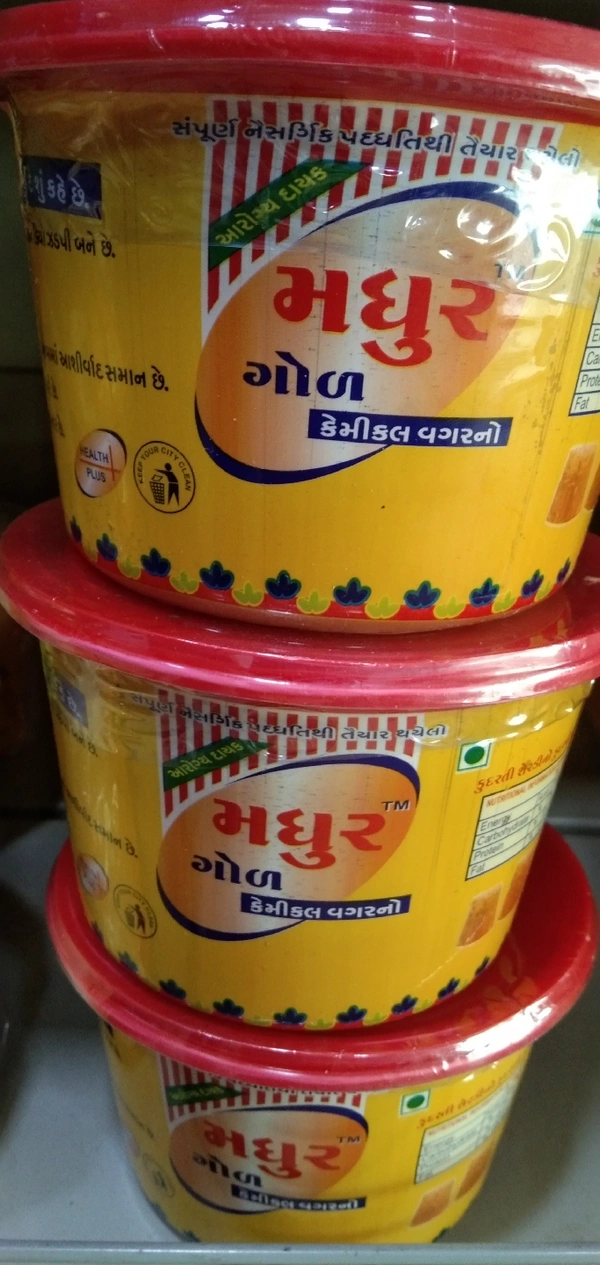 Madhur Desi Jaggery 950g