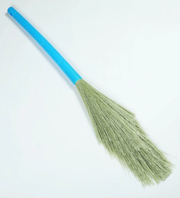 Dash Red Grass Broom 