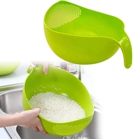 Kitchen Rice Bowl Plastic Fruit Bowl Thick Drain Basket with Handle Washing Basket for Home Kitchen Supplies High Quality (Multicolor) 