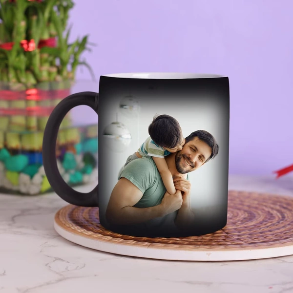 Cuddling Dad Personalized Magic Mug