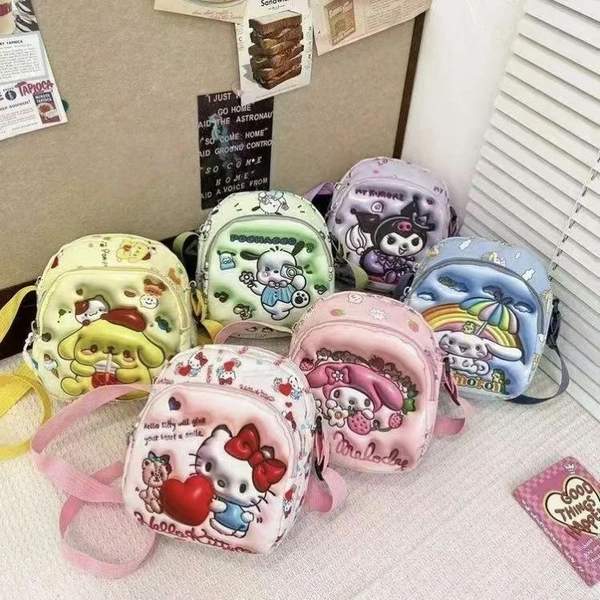 Kuromi and freinds side bag ( 20 x 17 cm ). Color random only Real pic shared