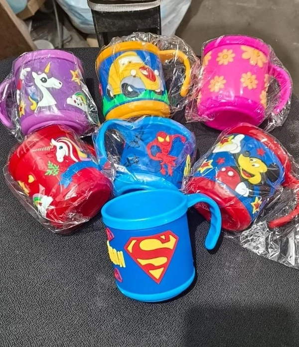 New plastic 3d embossed mugs in smaller size