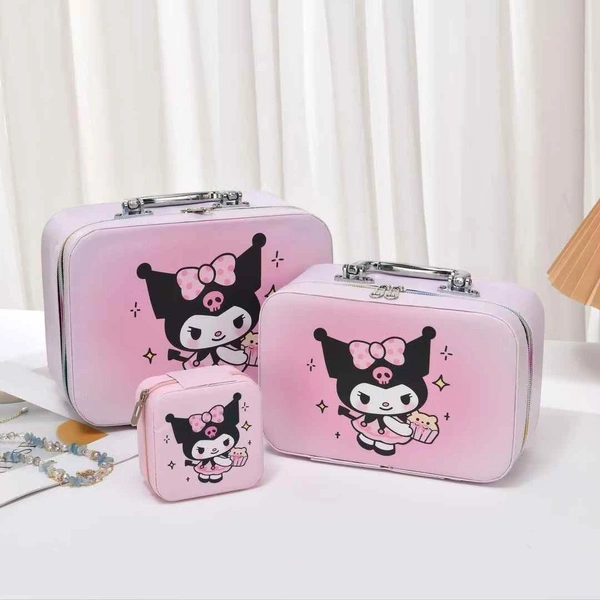 Premium quality set of 3 vanity case 6 designs available. Character choice available  - karomi