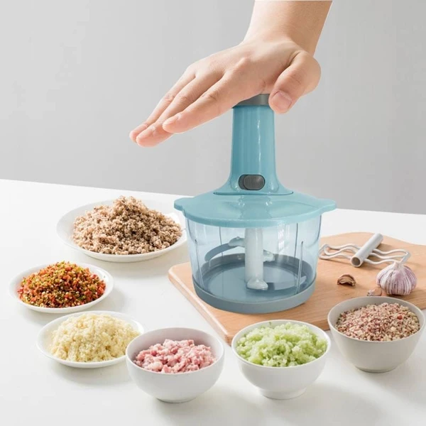 High quality handpat chopper now in stock  650 ml