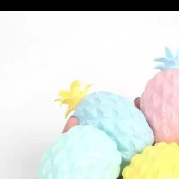 Homeoculture New arrival Pineapple squishy stress relief toys Color random only