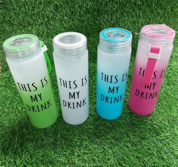 Glass bottles back in stock Color random only