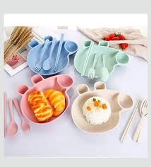 Homeoculture Peppa wheatgrass plate with cutlery Color random only