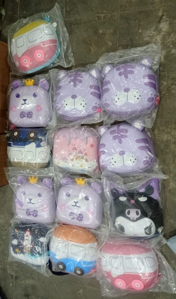 Hardcase bagpack 12 inches Many new designs added. In bulk color random only no choice possible  If choice rates of single pc will be applicable