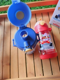 Super quality Water bottle  With Adjustable strap  Box pack  450 ml approx