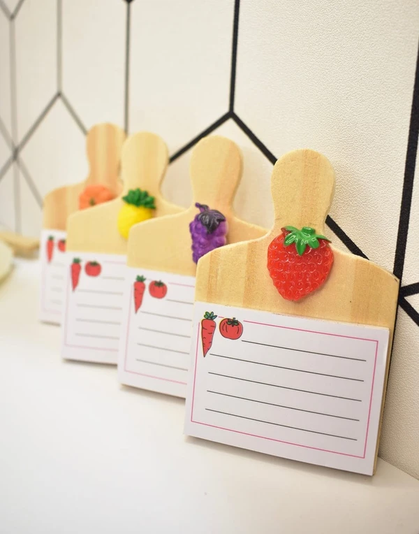 Homeoculture New wooden fridge magnets with notepad