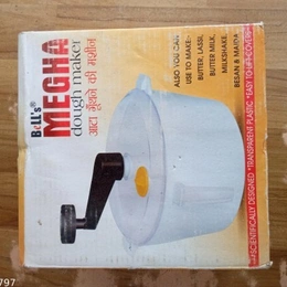 Manual aata maker