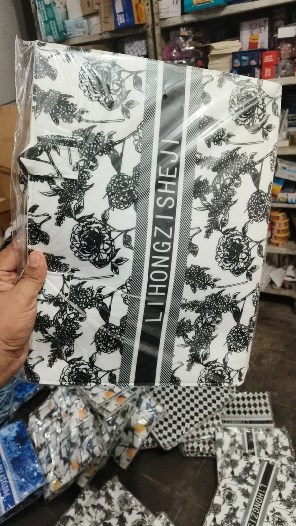 FELT PRINTED LADIES HAND BAG WITH ZIPPER 5 PRINTS AVAILABLE