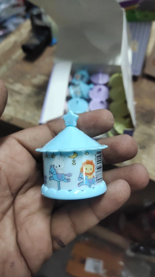 Carnival theme sharpener box of 24 pcs