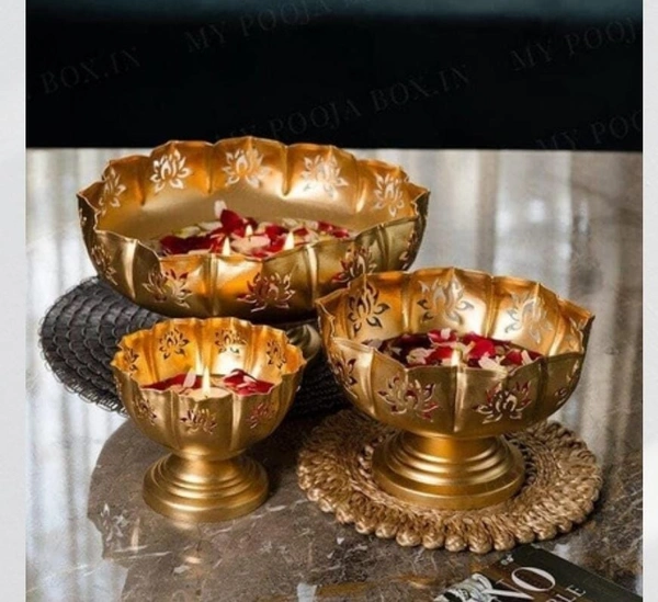 Metal lotus urli set of 3 8*6 inch 10*6.5 inch 12*7 inch.Real pic shared.Box packing