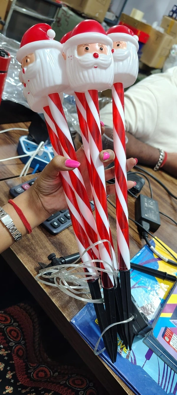 New Christmas theme solar chargeable lights