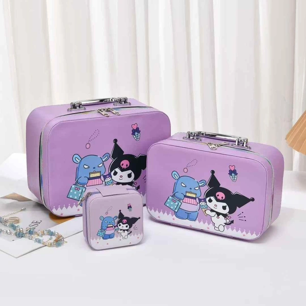 Premium quality set of 3 vanity case 6 designs available. Character choice available  - karomi