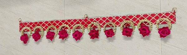 New rose bandanwar with hangings Color random