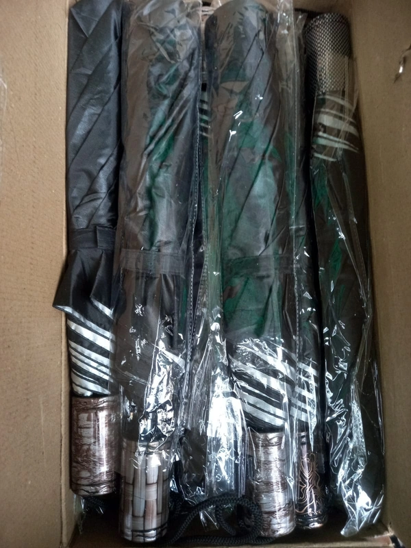 Good quality black plain umbrella 90 cms Good for kids and adults