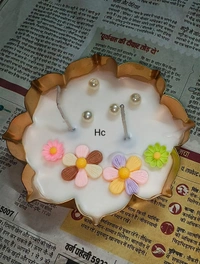 Set of 5 decorated wax urli (3/4/5/6/7 inches) Combo.Design n color of add ons mai slightly vary