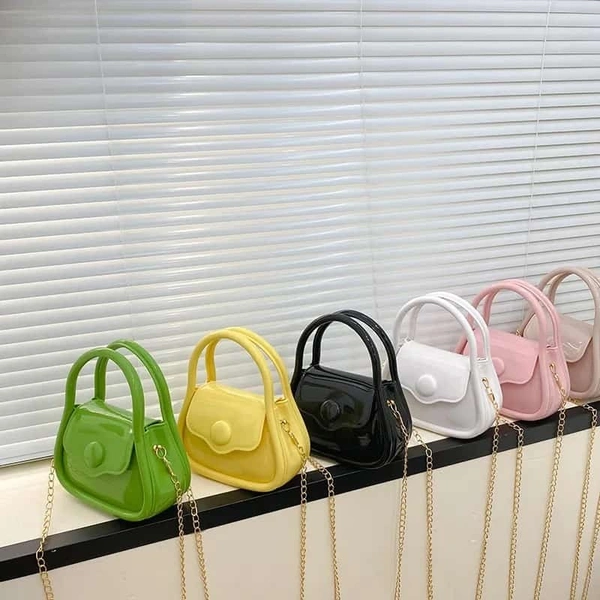 Hottest selling cute handbags for girls.Color random only