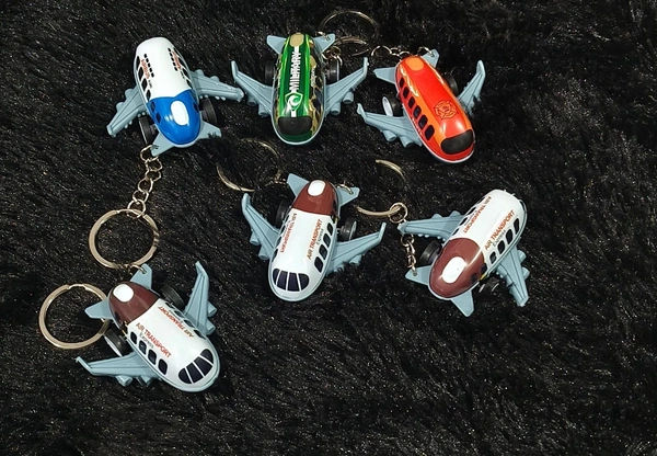 Aeroplane pull back keychain pack of 12