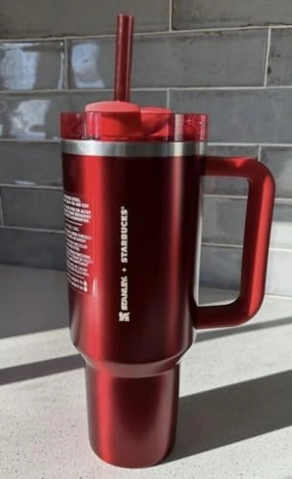 Stanley x Starbucks Holiday Red 40oz Tumbler Cup - Limited Edition - Dark Burgundy
