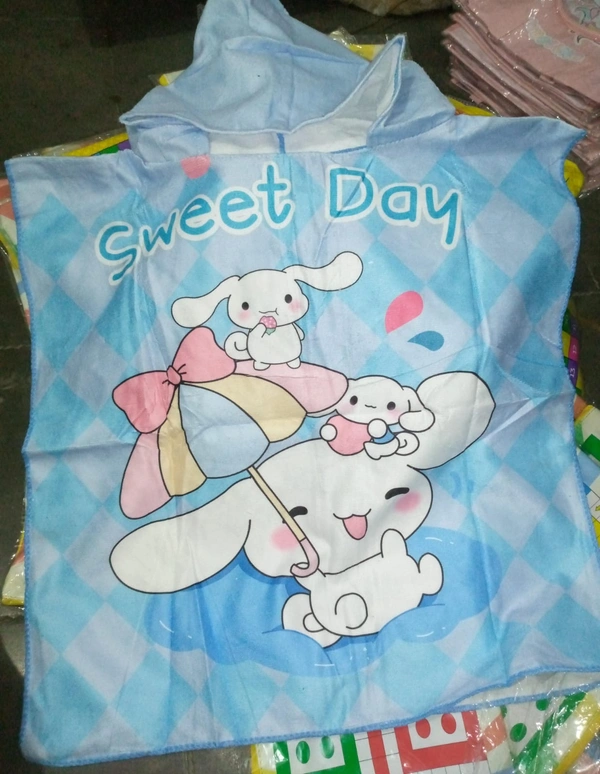 Kids Bathrobes ( 88 x 60 cm). Age group 3 to 6/7