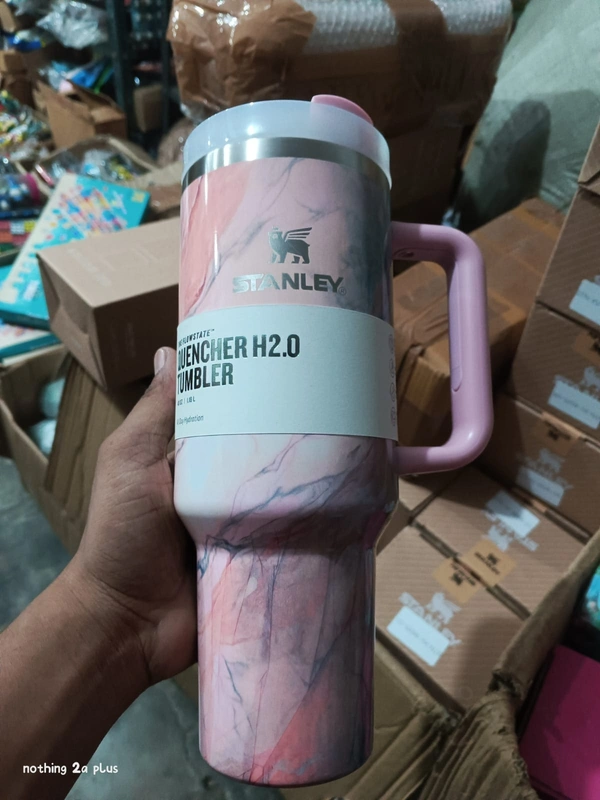 New variety added in stanley steel sippers 1200 ml Premium quality Now with a more rich look - Black