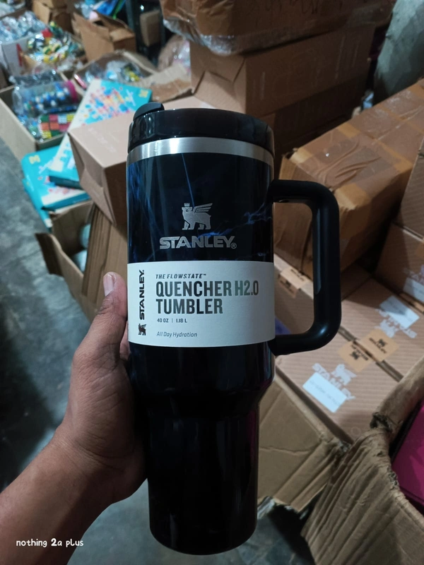 New variety added in stanley steel sippers 1200 ml Premium quality Now with a more rich look - Black
