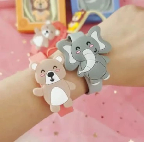 Anti mosquito bracelet, mosquito repellent, insect protection hand band Child cartoon Panda Elephant Lion (Random Animals)  Design random only