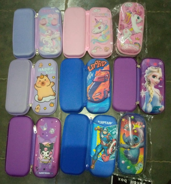 Back in stock Small smiggle pouch
