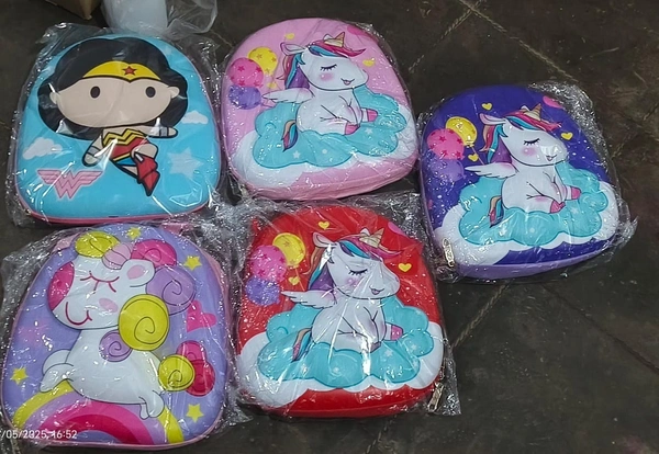 Hardcase 3d school bagpack 12 inches.Unicorn n space design available