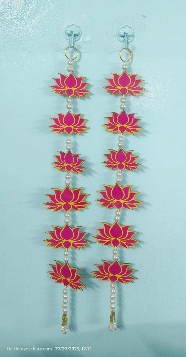 Lotus hanging 2.5 feet approx Pair of 1