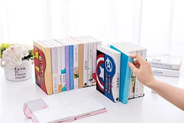 Homeoculture Pack of 1Cartoon Character Metal Book Expandable Book Rack | Adjustable Bookend Stand Holder | Superhero/ Avenger/ (Superman/ Batman/Captain America/ Hulk) Book Organizer for Kids