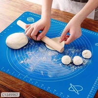 Non-Stick Silicone Reusable Stretchable Baking Sheets - 48 x 38 cm