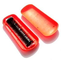 PACK OF 2 CARPET BRUSH - PACK OF 2, Red Blue