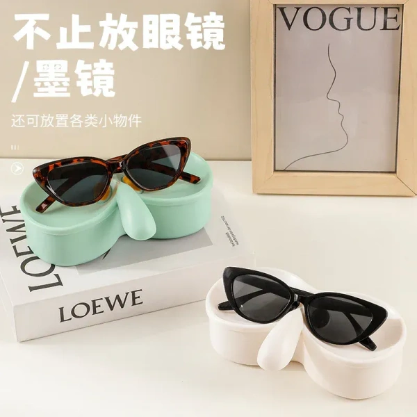 Elegant Sunglasses Organizer Tray – Portable Travel Eyewear Case